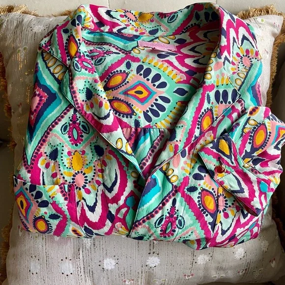 EUC Lilly Pulitzer Crown Jewels Boston Silk Top Jewel Cuff Size XS - Picture 4 of 15